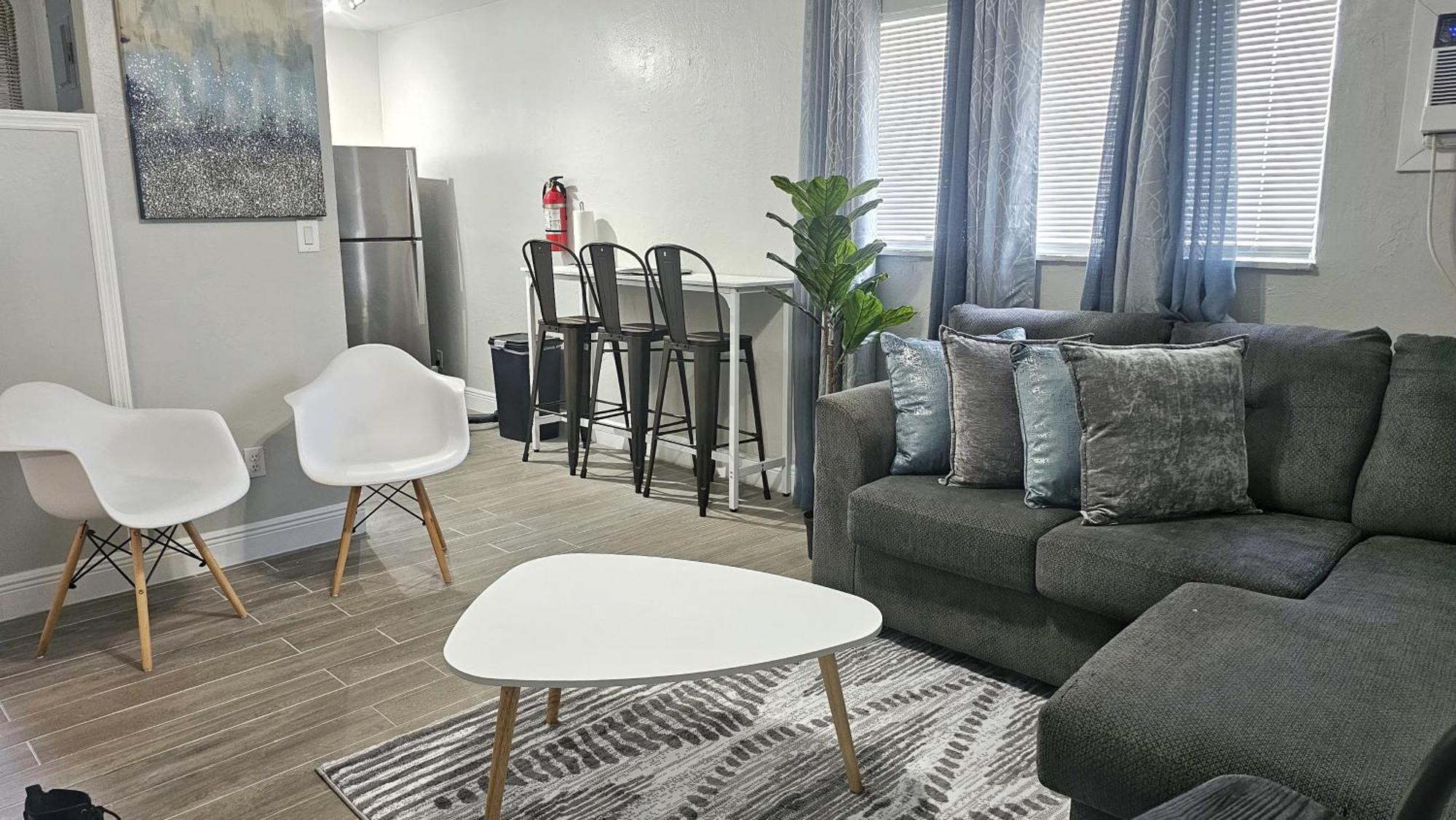 Big Tv Apartment 5 Miles From Hard Rock Casino Χόλιγουντ Εξωτερικό φωτογραφία